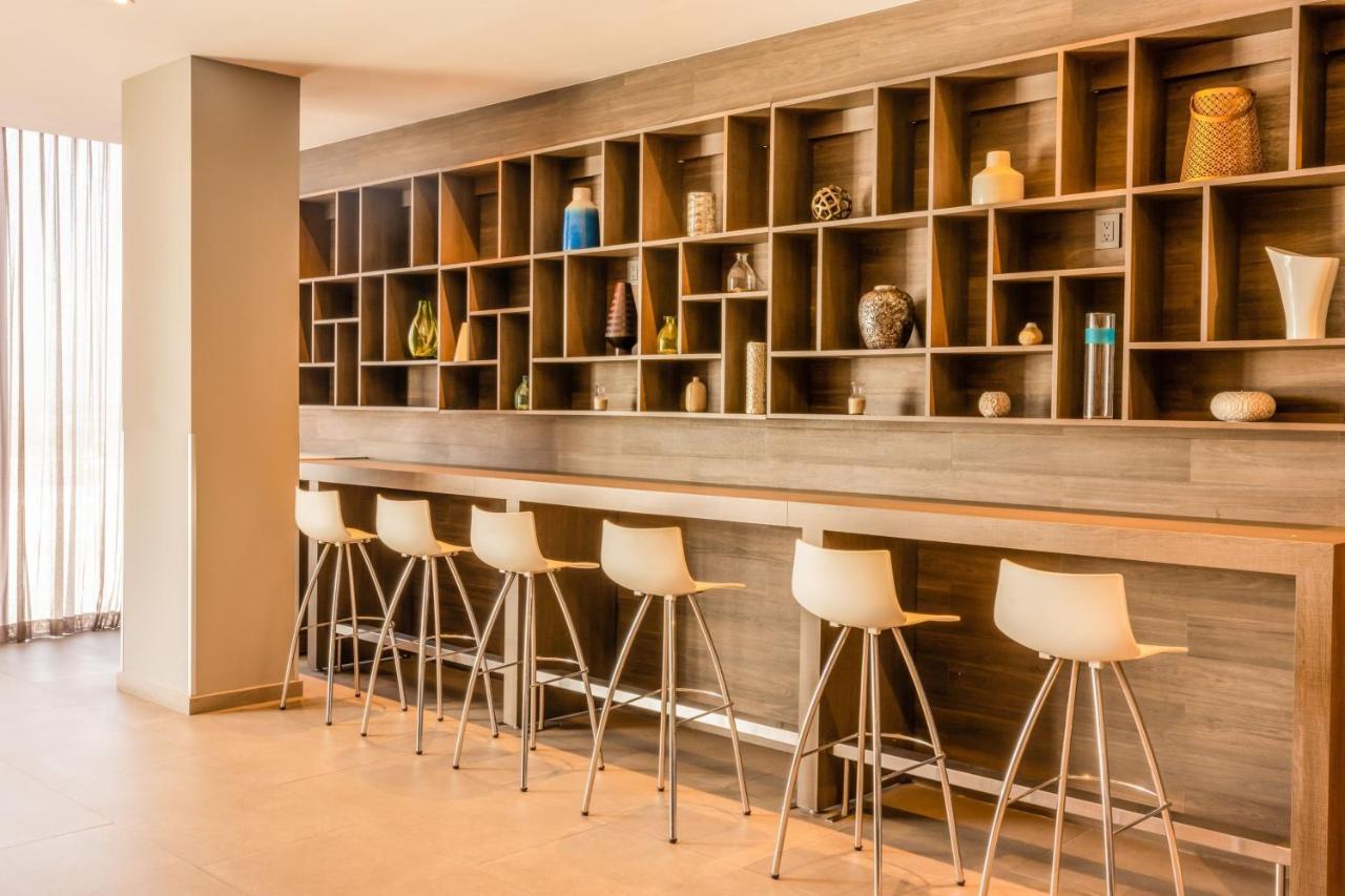 Fairfield & By Marriott Vallejo 3*